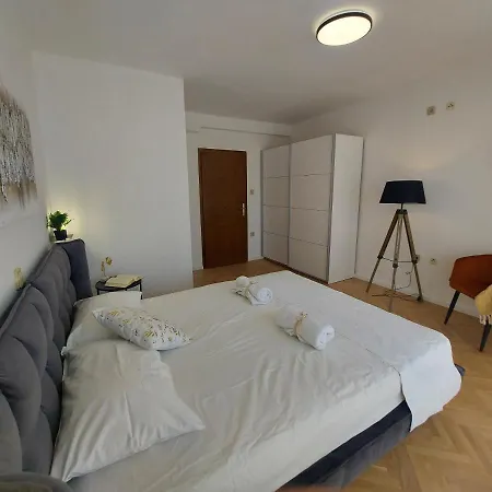 Appartement Fugosic *
