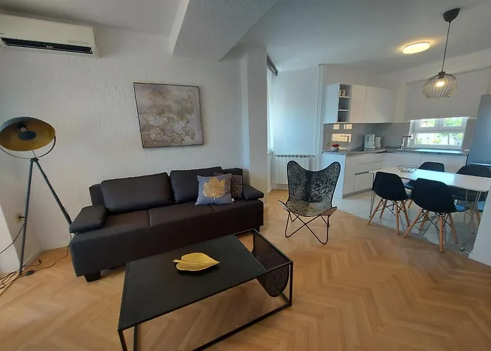 Apartman Fugosic *