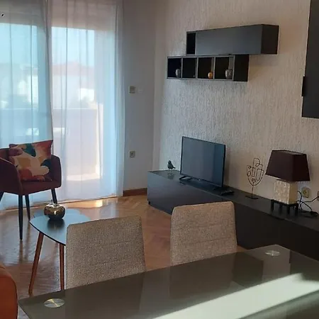 Fugosic Apartment